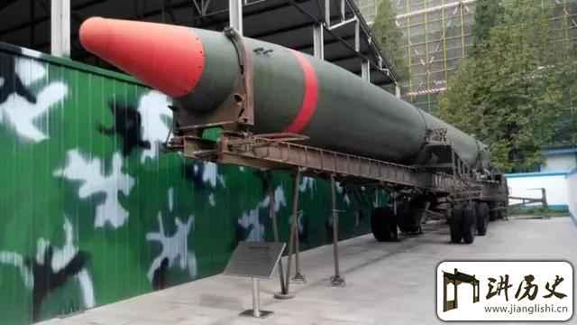 永远的“二炮” ——写在中国人民解放军火箭军组建之际