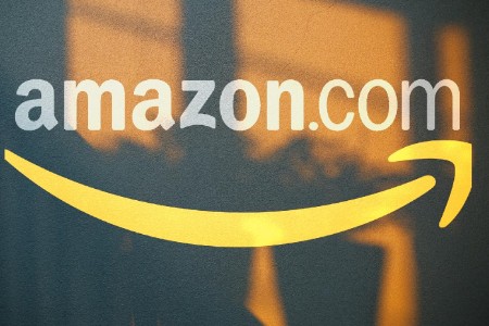 买家争夺战：Shopify增速盖过亚马逊 2年新增卖家260万！