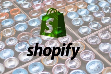 DTC巨头Shopify一年市值蒸发1700亿美元